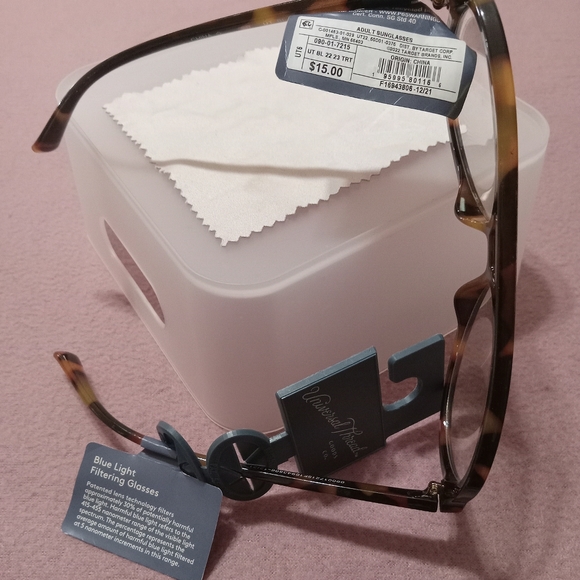 Designer reading glasses - Picture 2 of 6